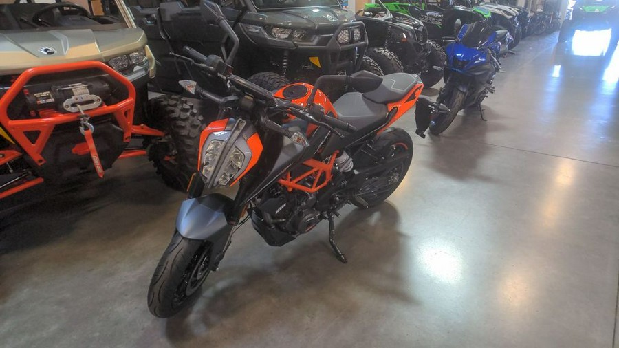 2023 KTM 390 Duke