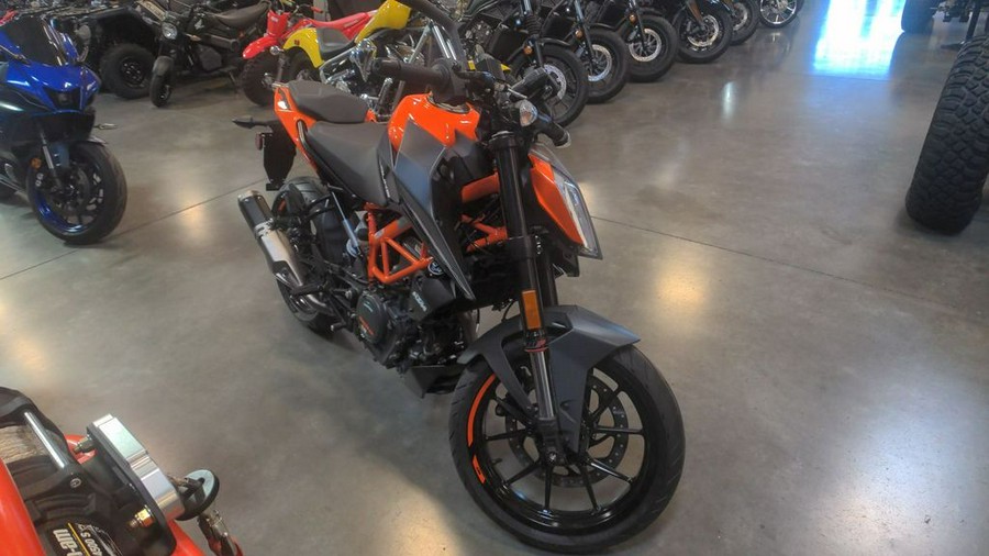 2023 KTM 390 Duke