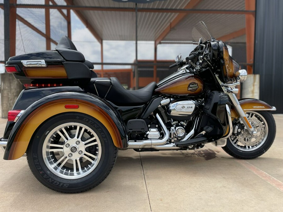 2024 Harley-Davidson Tri Glide Ultra Tobacco Fade