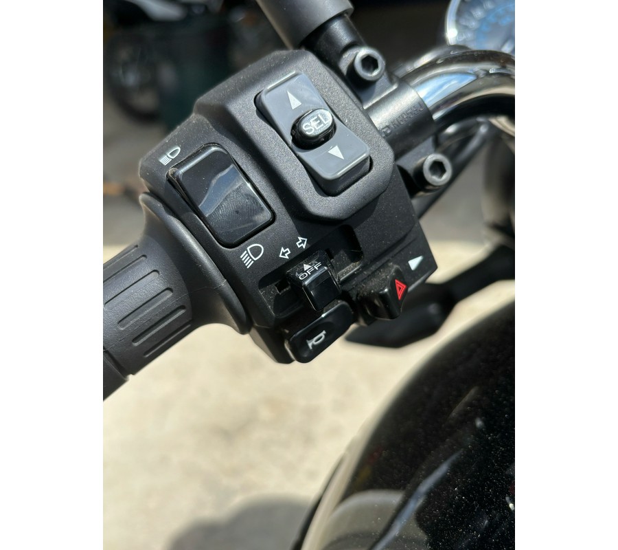 2024 Kawasaki Z900RS ABS