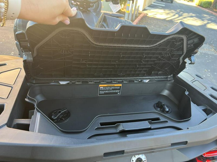 2026 Can-Am® Outlander Backcountry 1000R Multicam Dark Camo