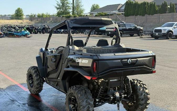 2026 Can-Am Commander XT 700