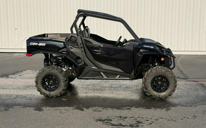 2026 Can-Am Commander XT 700
