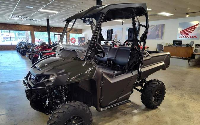 2025 Honda® Pioneer 700 Deluxe