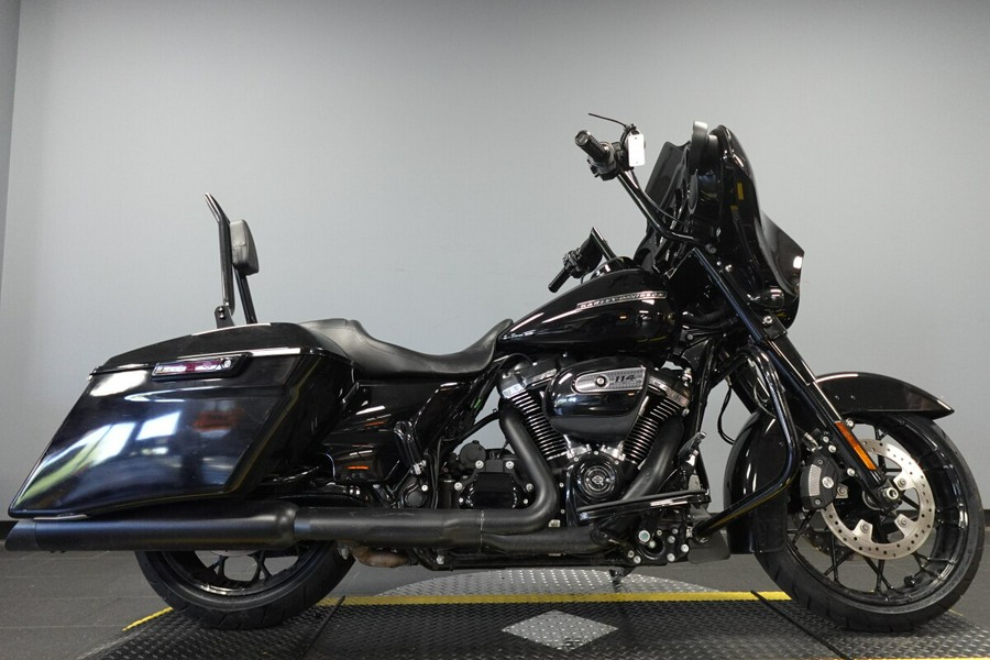 2020 Harley-Davidson Street Glide FLHX