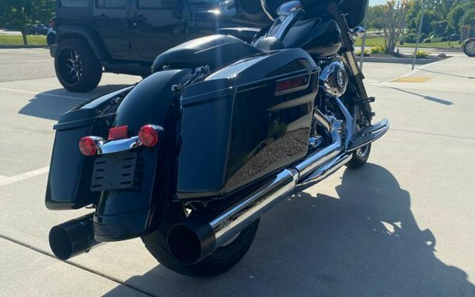 2016 Harley-Davidson Street Glide Special Vivid Black