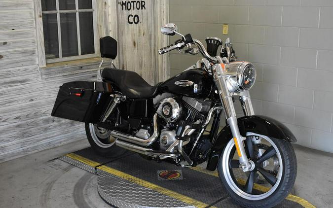 2015 Harley-Davidson® FLD - Dyna® Switchback™