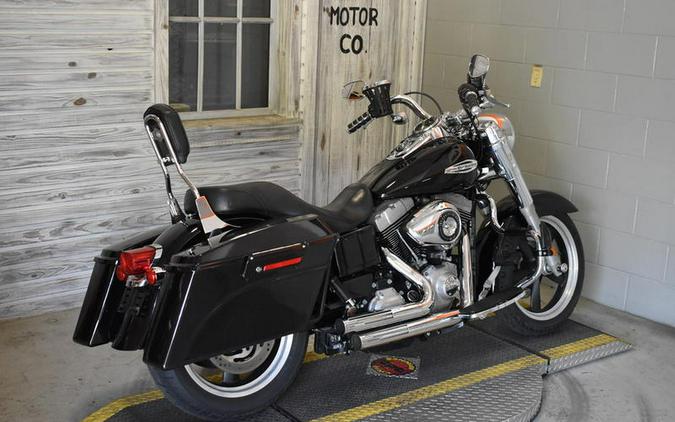 2015 Harley-Davidson® FLD - Dyna® Switchback™