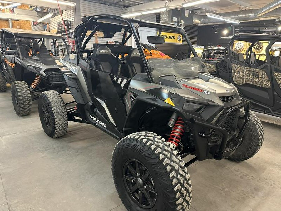 2019 Polaris® Z19VEE92BM