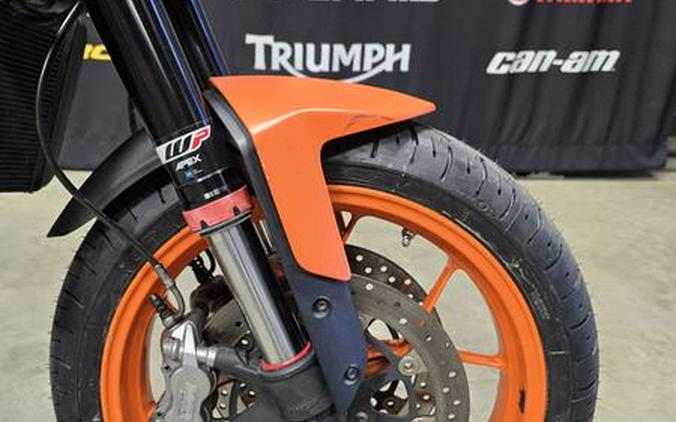 2022 KTM 890 DUKE, GP ORG