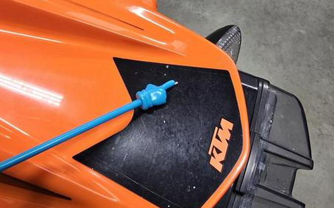 2022 KTM 890 DUKE, GP ORG