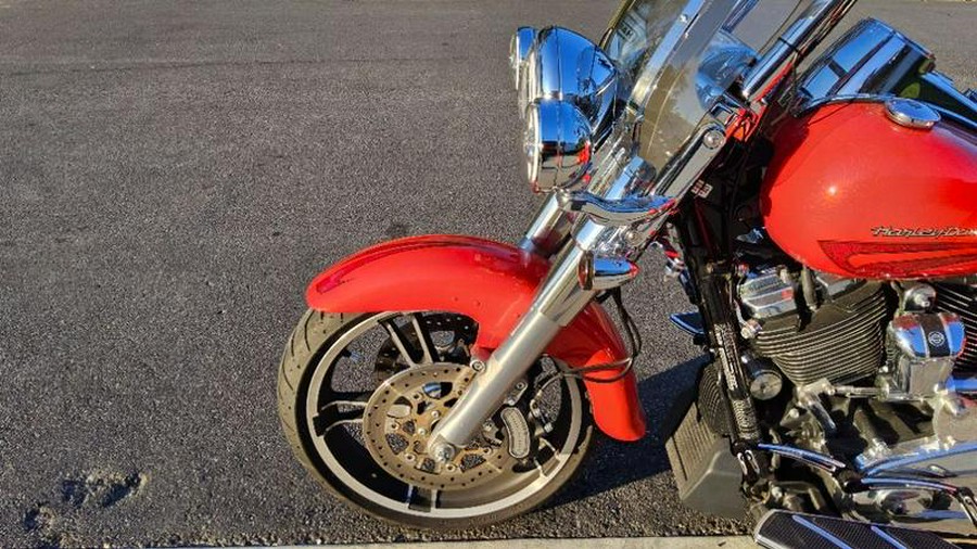 2017 Harley-Davidson® TRI Glide Freewheele