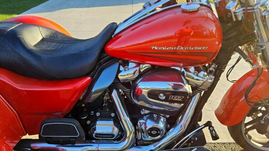 2017 Harley-Davidson® TRI Glide Freewheele