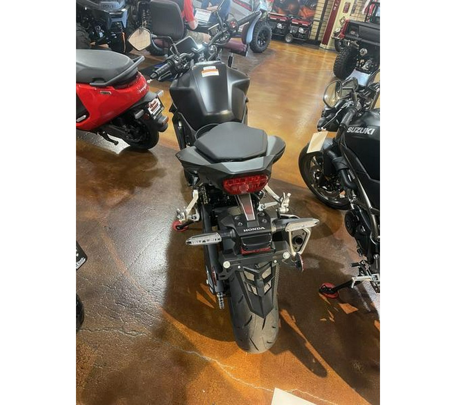 2025 Honda® CB750 Hornet