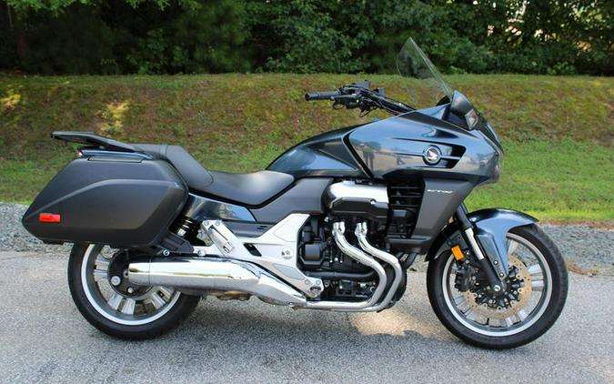 2014 Honda® CTX1300 Deluxe