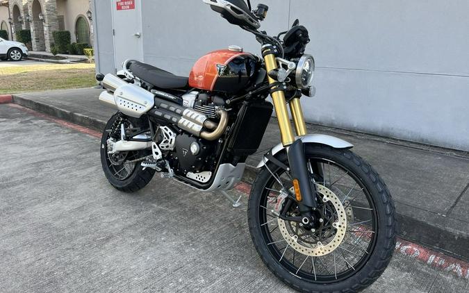 2024 Triumph Scrambler 1200 XE Baja Orange / Phantom Black