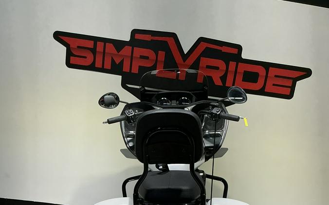 2020 Indian Motorcycle Challenger® Dark Horse®