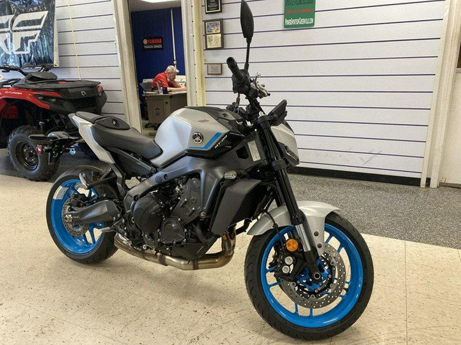 2025 Yamaha MT 09