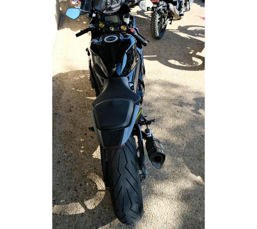 2023 SUZUKI GSXR1000