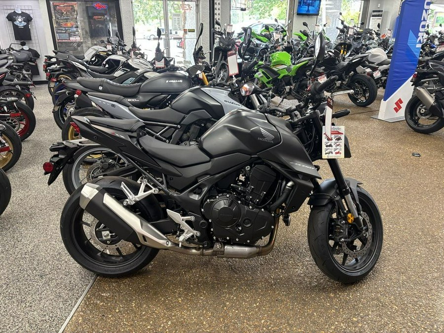 2025 Honda CB750 Hornet Base