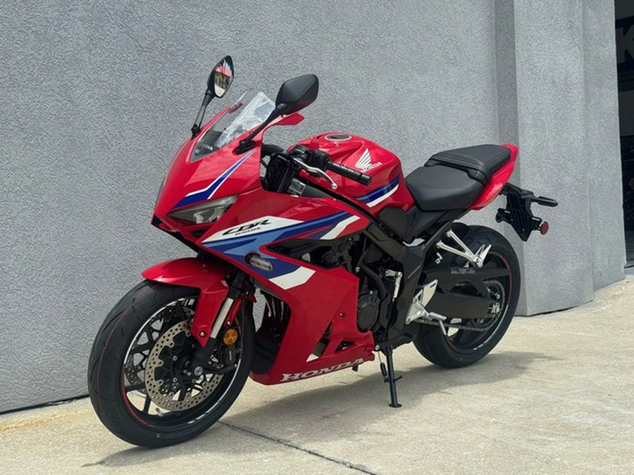 2025 Honda CBR650R E-Clutch