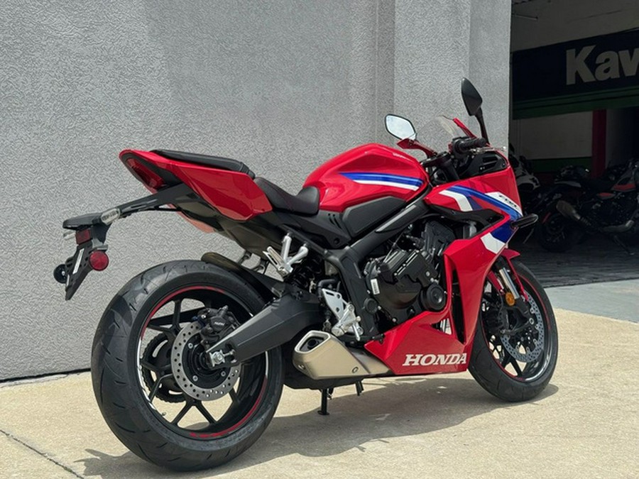 2025 Honda CBR650R E-Clutch