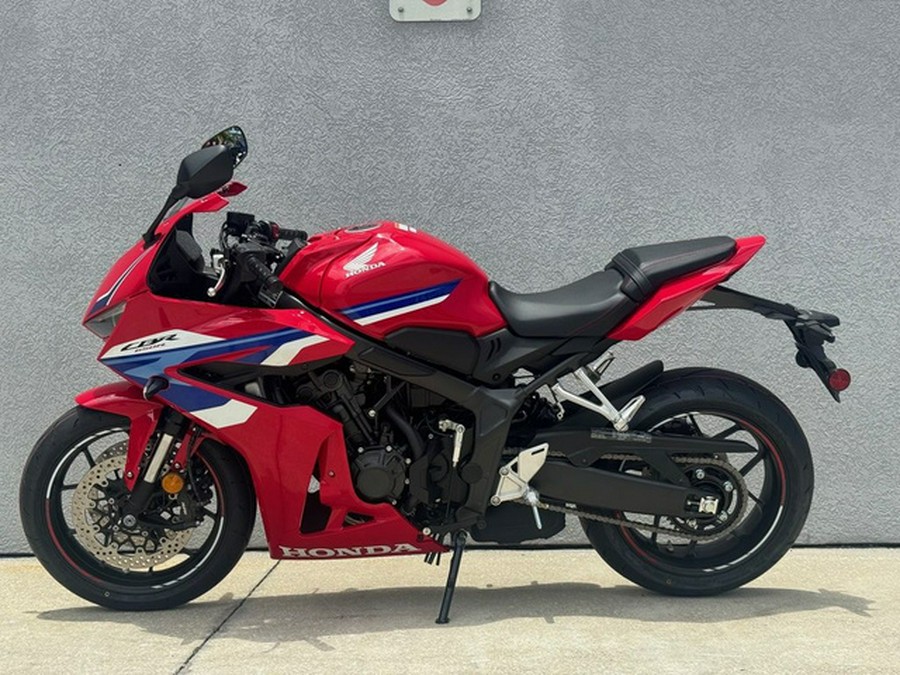 2025 Honda CBR650R E-Clutch