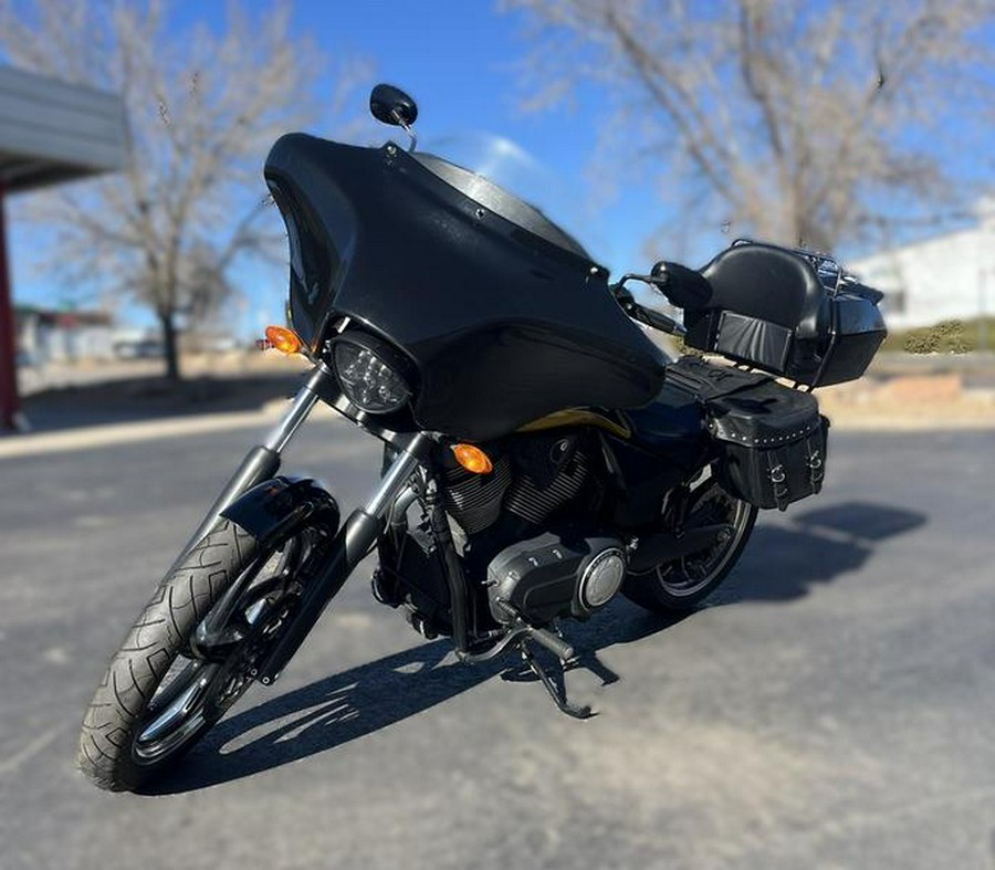 2014 Victory Motorcycles® Vegas 8-Ball® Gloss Black