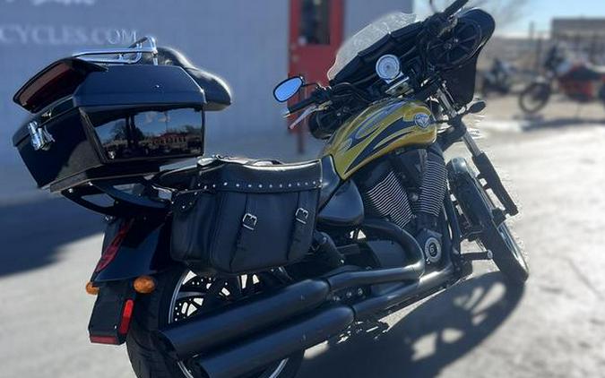 2014 Victory Motorcycles® Vegas 8-Ball® Gloss Black