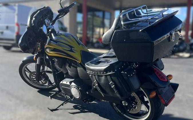 2014 Victory Motorcycles® Vegas 8-Ball® Gloss Black