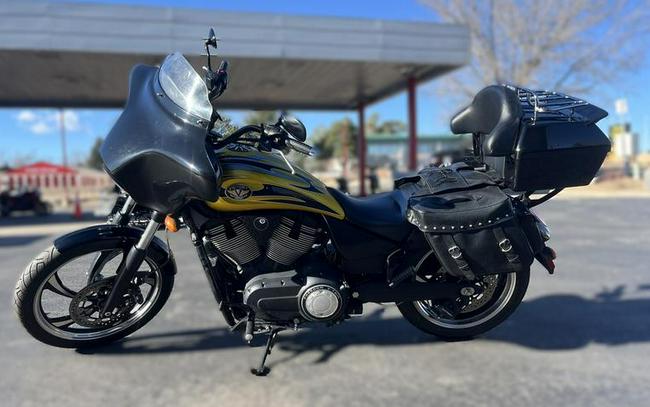 2014 Victory Motorcycles® Vegas 8-Ball® Gloss Black