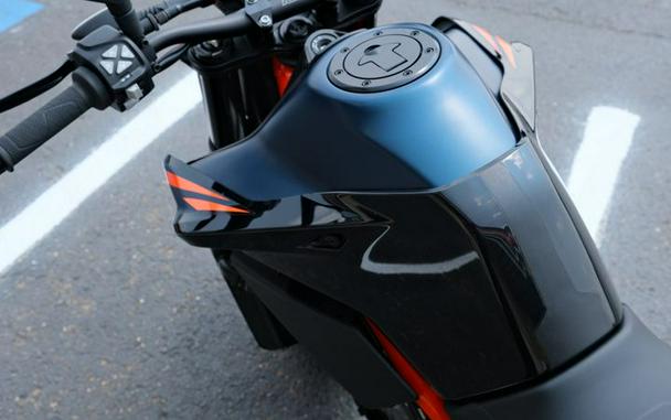 Used 2022 KTM Duke 890 R