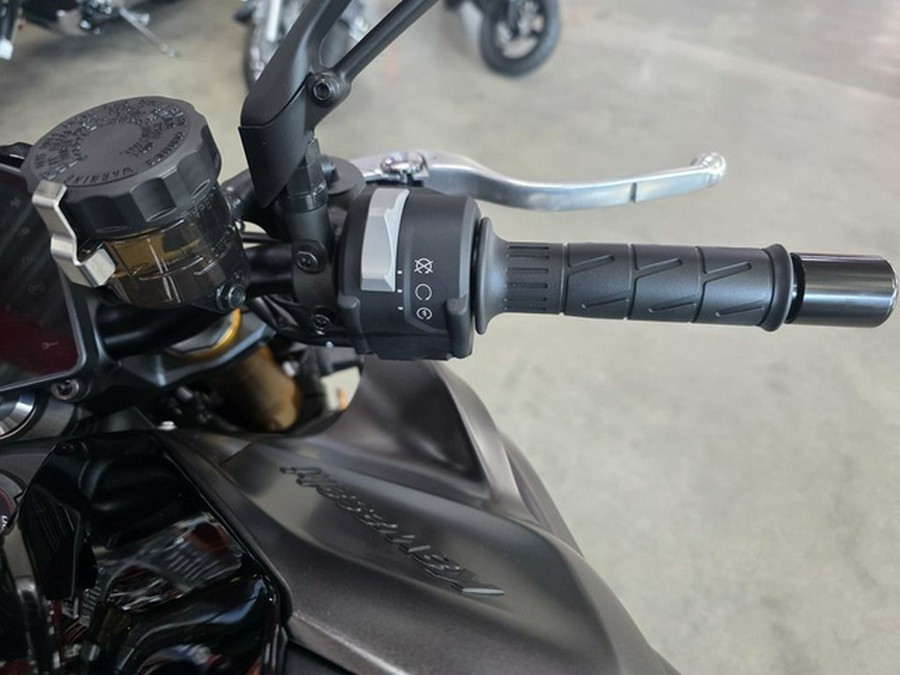 2026 Kawasaki Z1100 SE ABS