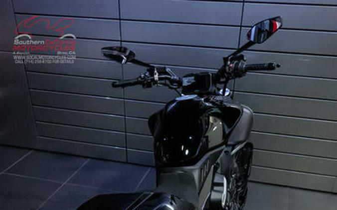 2023 Ducati Diavel V4 Thrilling Black