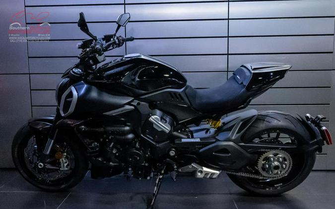 2023 Ducati Diavel V4 Thrilling Black