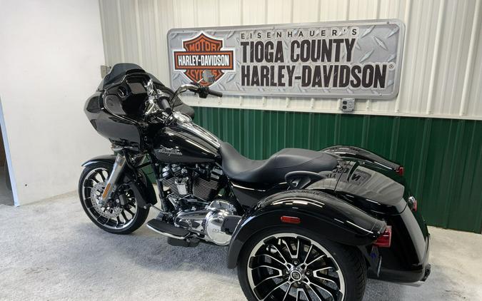 2023 Harley-Davidson® FLTRT - Road Glide® 3