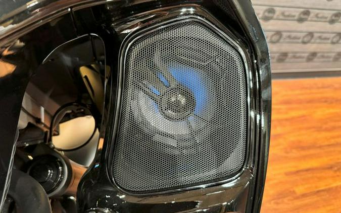 new 2024 Indian Motorcycle Challenger Dark Horse Audio Pkg