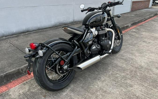 2024 Triumph Bonneville Bobber Jet Black/Ash Gray