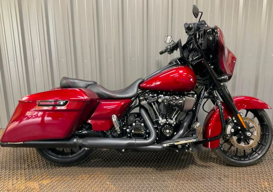 2018 Harley-Davidson Street Glide Special