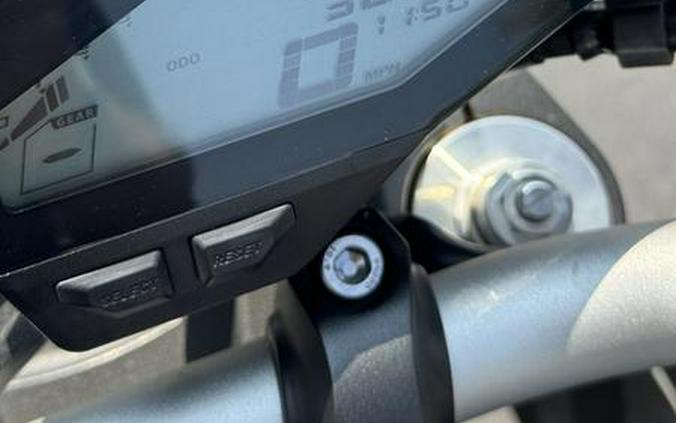 2015 Yamaha FZ-09
