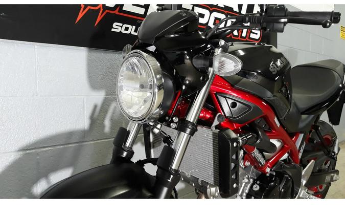 2018 SV650L8 - Suzuki