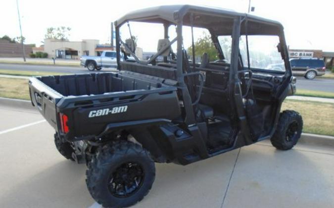 2023 Can-Am Defender MAX HD7