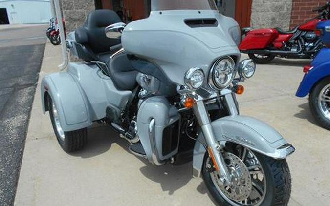 2024 Harley-Davidson Tri Glide® Ultra