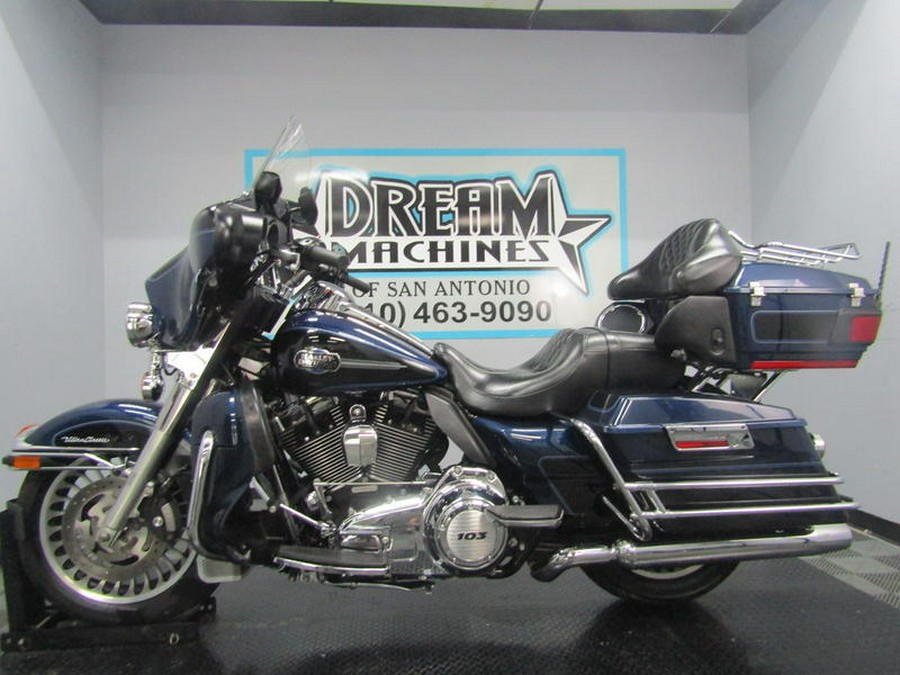 2013 Harley-Davidson® FLHTCU - Electra Glide® Ultra Classic®