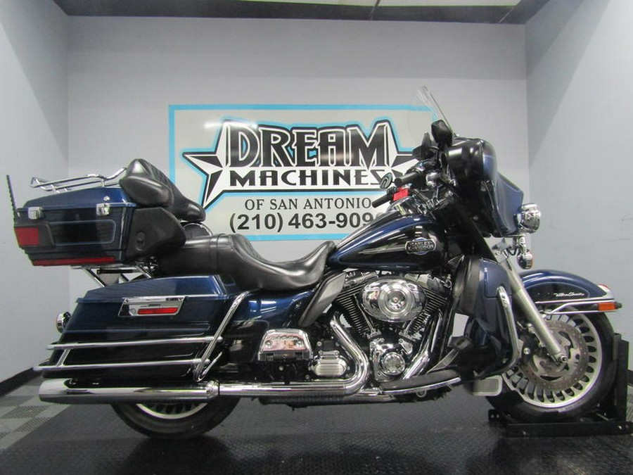 2013 Harley-Davidson® FLHTCU - Electra Glide® Ultra Classic®