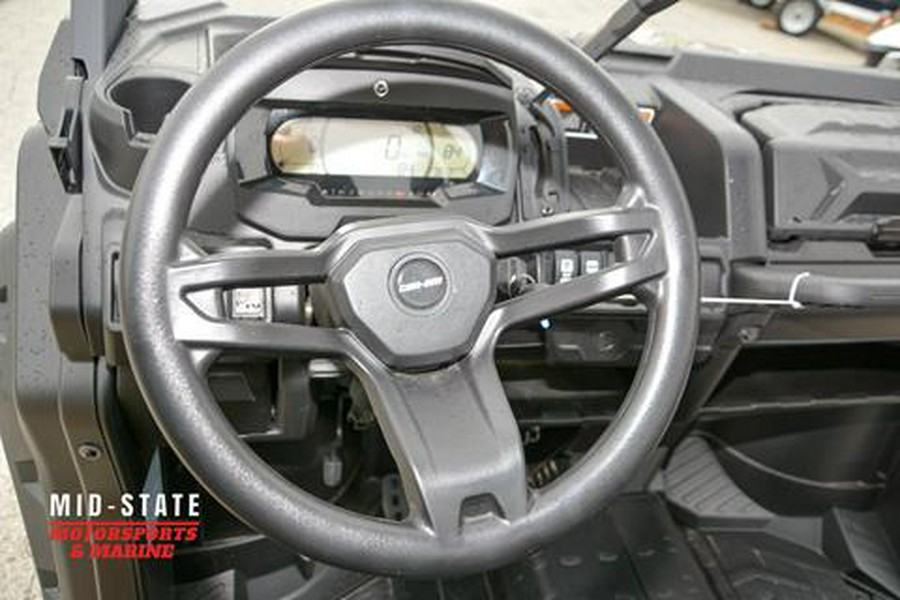 2025 Can-Am Defender X MR