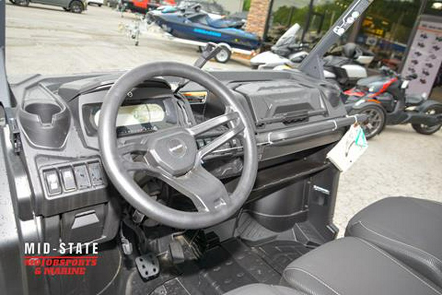 2025 Can-Am Defender X MR