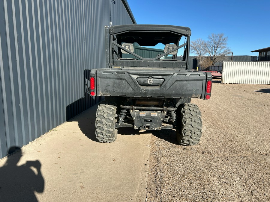 2023 Can-Am Defender DPS HD7