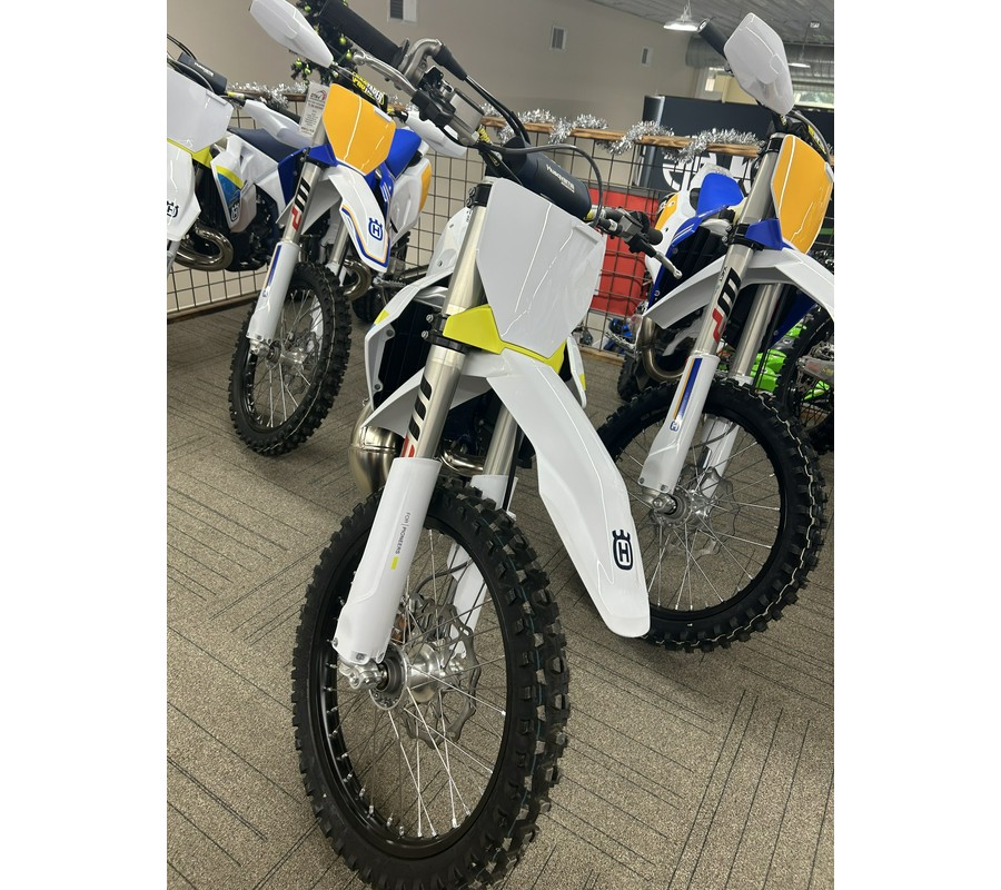 2025 Husqvarna TC 300