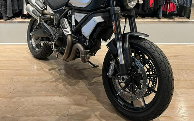 2022 Ducati Scrambler 1100 Dark PRO